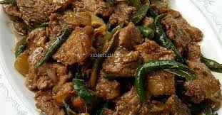 Tumis bawang putih dan bawang bombay hingga harum dan matang. Resep Oseng Daging Cabe Ijo Resepi Bergambar