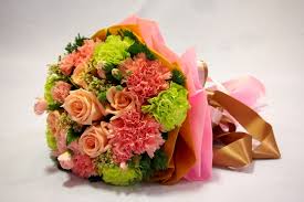 So, how much do wedding flowers cost for each specific floral arrangement? Average Cost Of Bridal Bouquets Wedessence