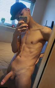 Hung nude boy - Nude Boys Pictures