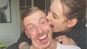 Julien Bert et Hilona (Les princes et princesses de l'amour) séparés ? Les  amoureux s'expliquent