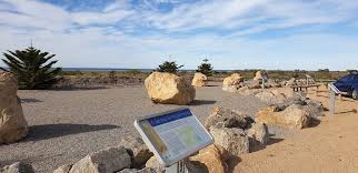 Bom weather radar, satellite and synoptic charts. Sperm Whale Memorial Ardrossan Sa The Memorial At Parara Beach Picture Of Sperm Whale Memorial Ardrossan Tripadvisor