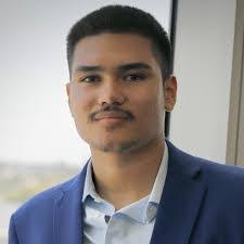 Alex Endsley's Instagram, Twitter & Facebook