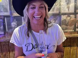 Adrienne Czarniak Realtor