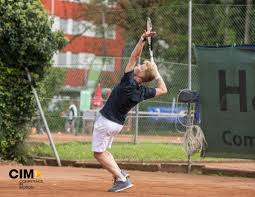 Schau dir unsere auswahl an tennisspieler an, um die tollsten einzigartigen oder spezialgefertigten, handgemachten stücke aus unseren shops zu finden. Tennis Und Krafttraining Physiotherapie Osteopathie Training