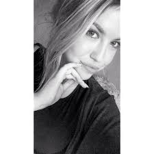 Amanda Broman (@AmandaBroman)