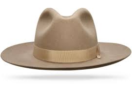 This Hat Has Style And Endurance 92 Grams Of 100 Beaver Fur Felt With A Sharkskin Finish That Polishes The Fur Fe Mens Hats Fashion Hats For Men Stylish Hats