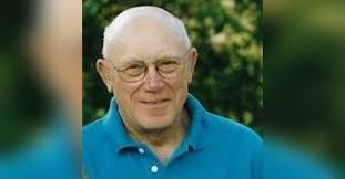 Julie Meador's Instagram, Twitter & Facebook