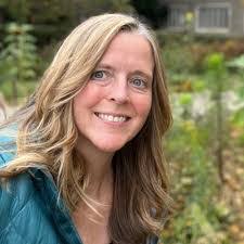 Mary Bramble's Instagram, Twitter & Facebook