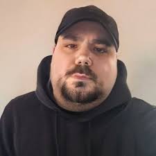 𝓝𝓮𝓶𝓪𝓷𝓳𝓪 𝓢𝓲𝓶𝓲𝓬 (NemanyaIam@)