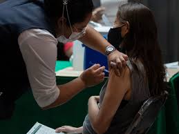 El funcionario recordó en palacio nacional que ya está abierto el registro para la. Vacuna Covid 19 Baja California Vacunacion 18 A 39 Anos