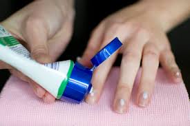 fingernail care cream ile ilgili görsel sonucu
