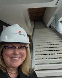 Here's Johnny… and I'm outta here.🪓🚪 All work and no play makes Tina a  dull girl! #stanleyhotel #theshining #stephenking #colorado #travel #cny  #syracuse #upstateny