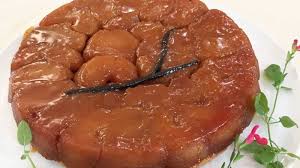 Pour 8 A 10 Personnes Temps De Preparation 40 Minutes Temps De Cuisson 3 Heures Temps De Repos 1 Heur Les Carnets De Julie Recette De Julie Tarte Tatin
