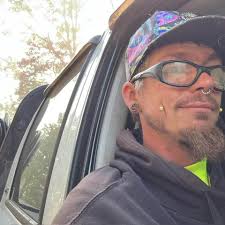 Volunteer dispatchers' emotional support during search efforts