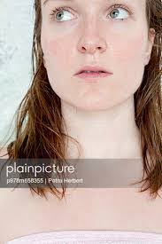 Petra Sternberg's Instagram, Twitter & Facebook