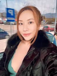 SANTORINI, GREECE 🇬🇷 The Baddie Rich Wine Aunty that is constantly  travelling all around the world breaking men's heart 🖤 (like what can I do  right? Not my fault I'm born beautiful,