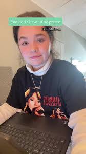 Erin Mckean's Instagram, Twitter & Facebook