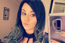 Mary Deroche's Instagram, Twitter & Facebook