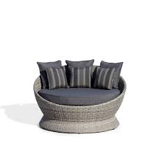 This unique piece provides plenty of space for 2 with plenty of extra for cuddling. Ove Decors Brisbane Wicker Outdoor Daybed With Cushions And Grey Aluminum Frame Lowe S Canada