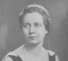 Margaret Engle's Instagram, Twitter & Facebook