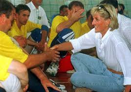 One of the most adored members of the british royal family, she died in a while visiting paris, diana and dodi fayed were involved in a car crash after trying to escape from the paparazzi early in the morning of august 31. Police Check New Info On Deaths Of Princess Diana And Dodi Fayed World News India Tv