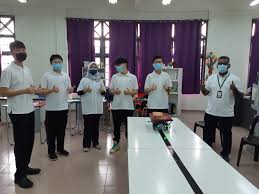 Entire malaysia johor kedah kelantan kuala lumpur melaka negeri sembilan pahang penang perak perlis selangor sabah sarawak terengganu. Stem Makes A Foothold In Sri Bestari Private School Kuala Lumpur Education Destination Malaysia