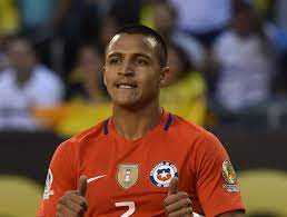 Alexis alejandro sánchez sánchez, bicampeón de la conmebol copa américa con la roja, nació en tocopilla, una ciudad al norte de chile, con un total de 25 mil habitantes. Alexis Sanchez Wins Golden Ball Award At Copa America Centenario Thescore Com