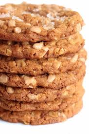Toffee Oatmeal Peanut Butter Cookies One Bowl No Mixer Recipe In 2020 Peanut Butter Oatmeal Cookies Butter Cookies Peanut Butter Cookies