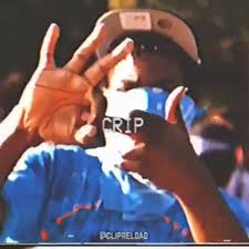 See more ideas about aesthetic wallpapers, wallpaper, aesthetic. ð'³ð'Šð'•ð'¹ð'†ð'ð'Šð'ˆð'Šð'ð' Video Gang Signs Gang Culture Tupac Pictures