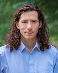 Edward Cobb's Instagram, Twitter & Facebook