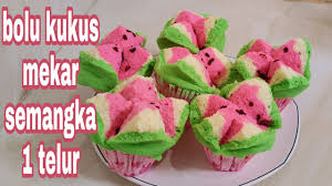 Bolu kukus mekar pun dapat disajikan untuk camilan lebaran pendamping kue kering. Resep Bolu Kukus Mekar Semangka Bolu Kukus Mekar Tanpa Soda Bolu Kukus Satu Telur