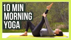 Easy 10 m in morning yoga. 10 Min Morning Yoga To Wake Up Earth Element Youtube
