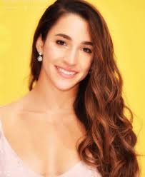 Sandra Segura (@SandraS21082962)