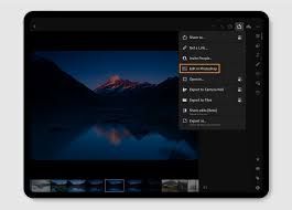 There is a wide selection of photo editing software to choose from, but the two that you probably hear debated the most are adobe photoshop versus lightroom. Work With Adobe Photoshop And Lightroom On Your Ipad