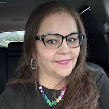 Eva Cuellar's Instagram, Twitter & Facebook