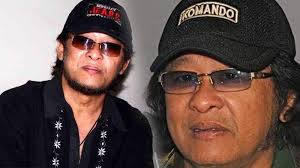 Hasil diatas adalah hasil pencarian dari anda atika edelweis mendung tak berarti hujan mp3 dan menurut kami yang paling cocok adalah atika. Chord Kunci Gitar Dan Lirik Lagu Mendung Tak Berarti Hujan Deddy Dores Feat Ella Tribun Solo