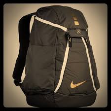 Free shipping both ways on nike max air vapor metallic backpack from our vast selection of styles. Black And Gold Nike Backpack Shop Clothing Shoes Online