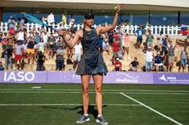 Mallorca, un paraíso sobre hierba. Artikel Zum Thema Tennis Mallorca Zeitung