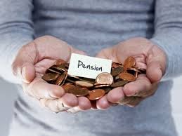 Varsta standard de iesire la pensie conform vechii legi 19/2000 vezi si conform legii unitare a pensiilor vezi si virsta pensionare militari. Romanii Mai Pot CumpÄƒra Vechime In MuncÄƒ Pentru IeÈ™irea La Pensie È™i In 2019