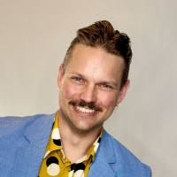 100+ "Reél" profiles