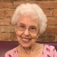 Donna Burr's Instagram, Twitter & Facebook