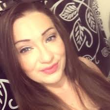 Who can recommend a good family photographer?