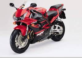 Honda cbr fireblade 954rr przekonała mnie swą neutralną charakterystyką i własnościami jezdnymi. 2003 Honda Cbr 900rr Fireblade Cbr954rr