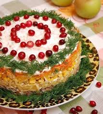 салат с корейской морковью и копченой курицей и грибами Salat Novogodnij S Kukuruzoj I Korejskoj Morkovyu Idei Dlya Blyud Russkie Produkty I Kopchenaya Kurica