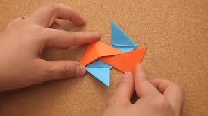 Klik tajuk entri untuk video tutorial. Cara Membuat Shuriken Dari Kertas Persegi Dengan Gambar