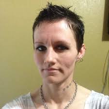 Melissa Wamsley's Instagram, Twitter & Facebook