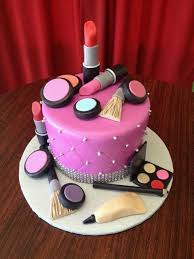 Makeup Cake Ou Comment Allier Gourmandise Et Beaute Make Up Cake Cake Girly Cakes