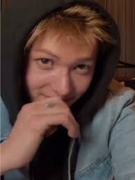 Martin Light Skin Stare