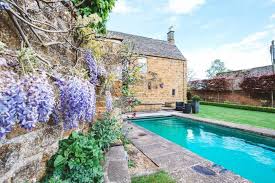 Our Favourite Holiday Home Rental Companies In The Uk In 2020 Pool Houses Pool Sand Pool
