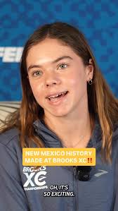 40.56 & 40.57 300m Hurdles 😵‍💫 Kaylin Edwards out leaned Morgan Herbst to  win the Mt. SAC Relays 300m Hurdles Invitational in a NEW MEET RECORD.  Kaylin moves up to U.S. No.3